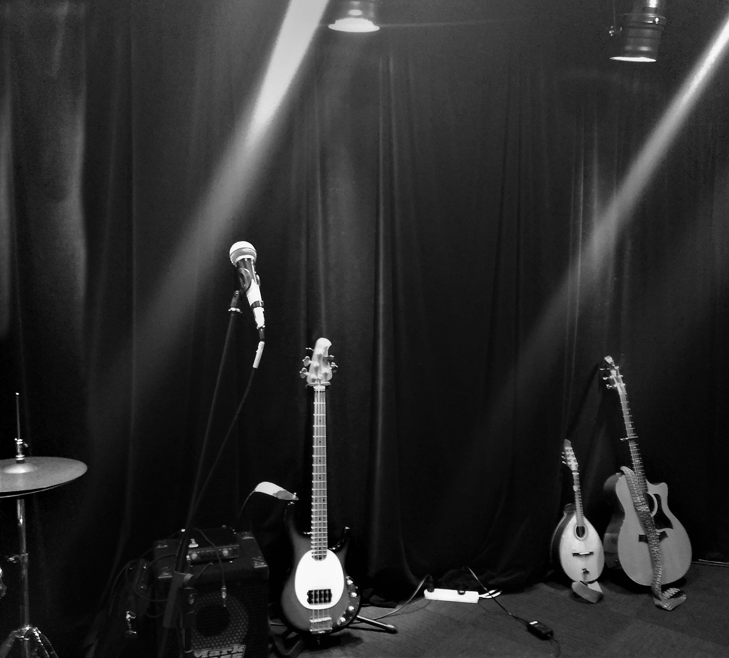 Blue Mountains folk pop band Antelope Blue Mountains folk pop band Antelope